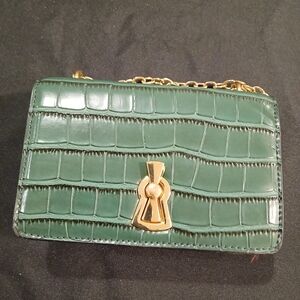 Green Crocodile Pattern Bag with Gold Accents